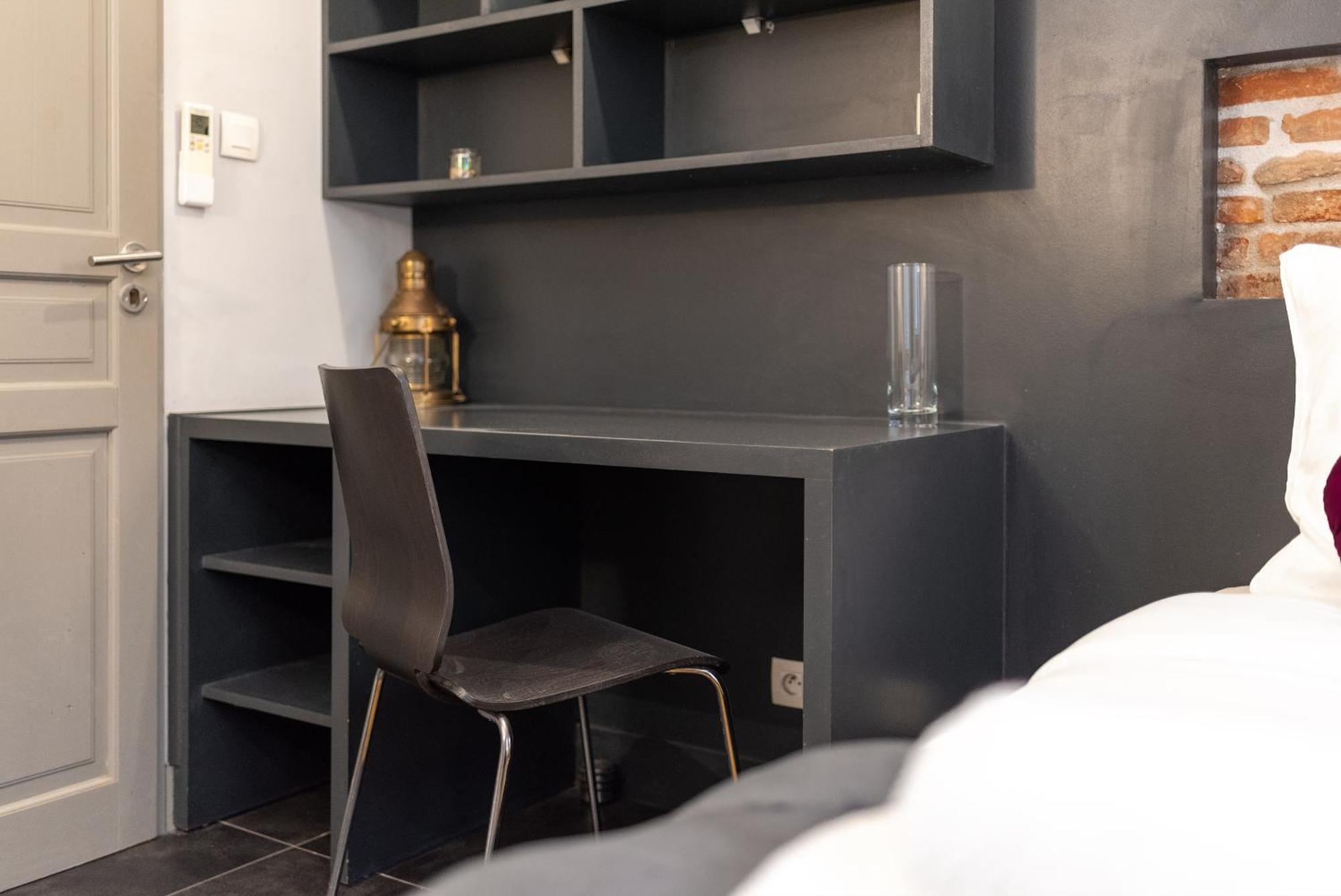 Lagrave - Cours Privee - Parking Apartamento *