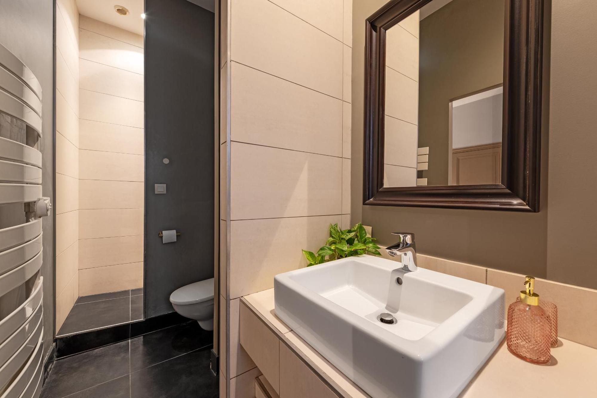 Lagrave - Cours Privee - Parking Apartamento Toulouse